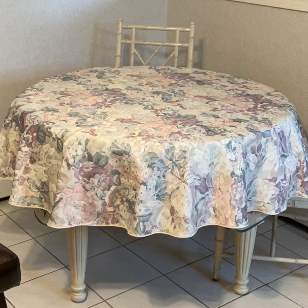ROUND FLORAL TABLECLOTH 66” D.